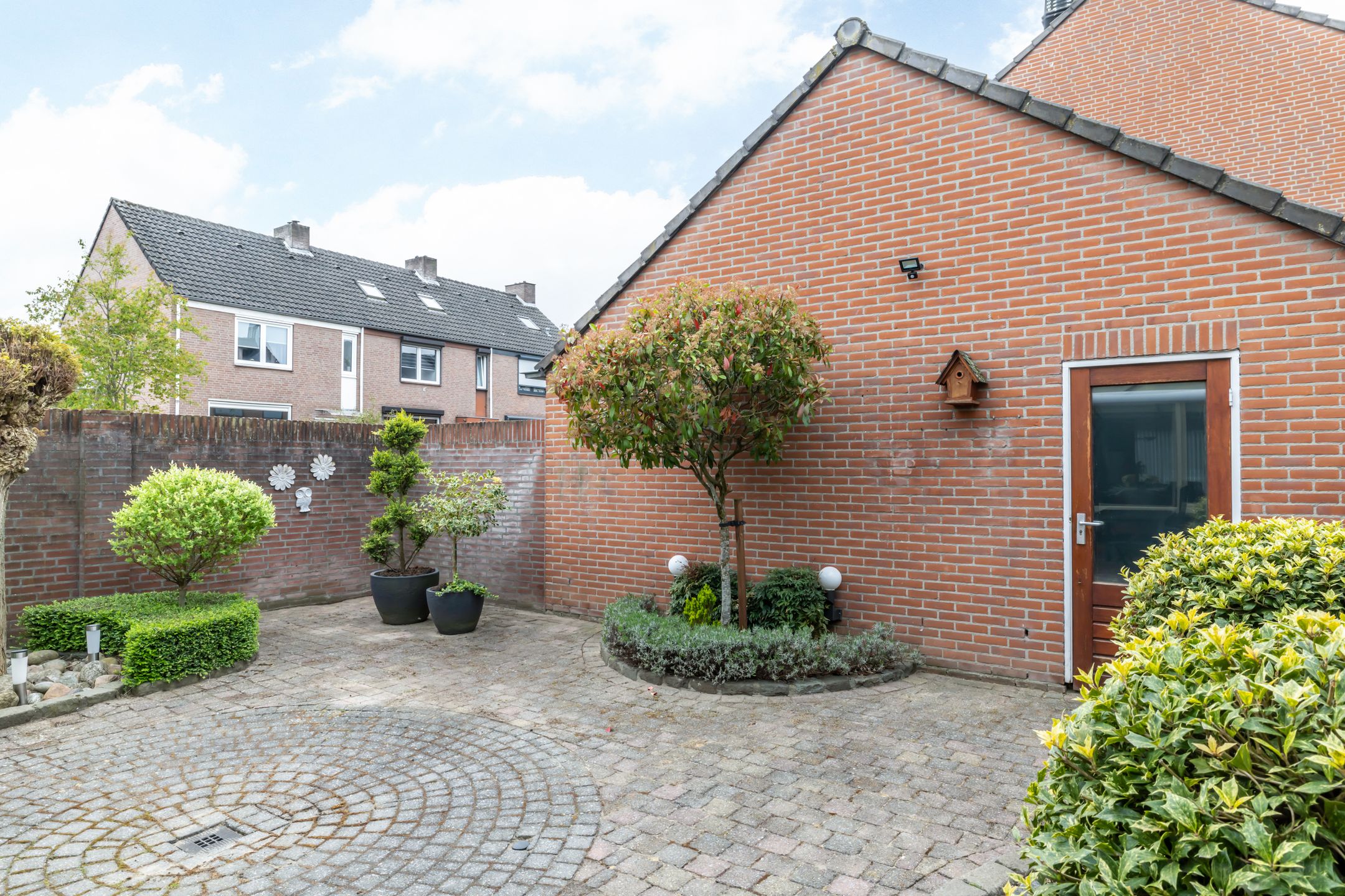 Energy-efficient corner house with 3 to 4 bedrooms, garage and west-facing garden near forest — 30