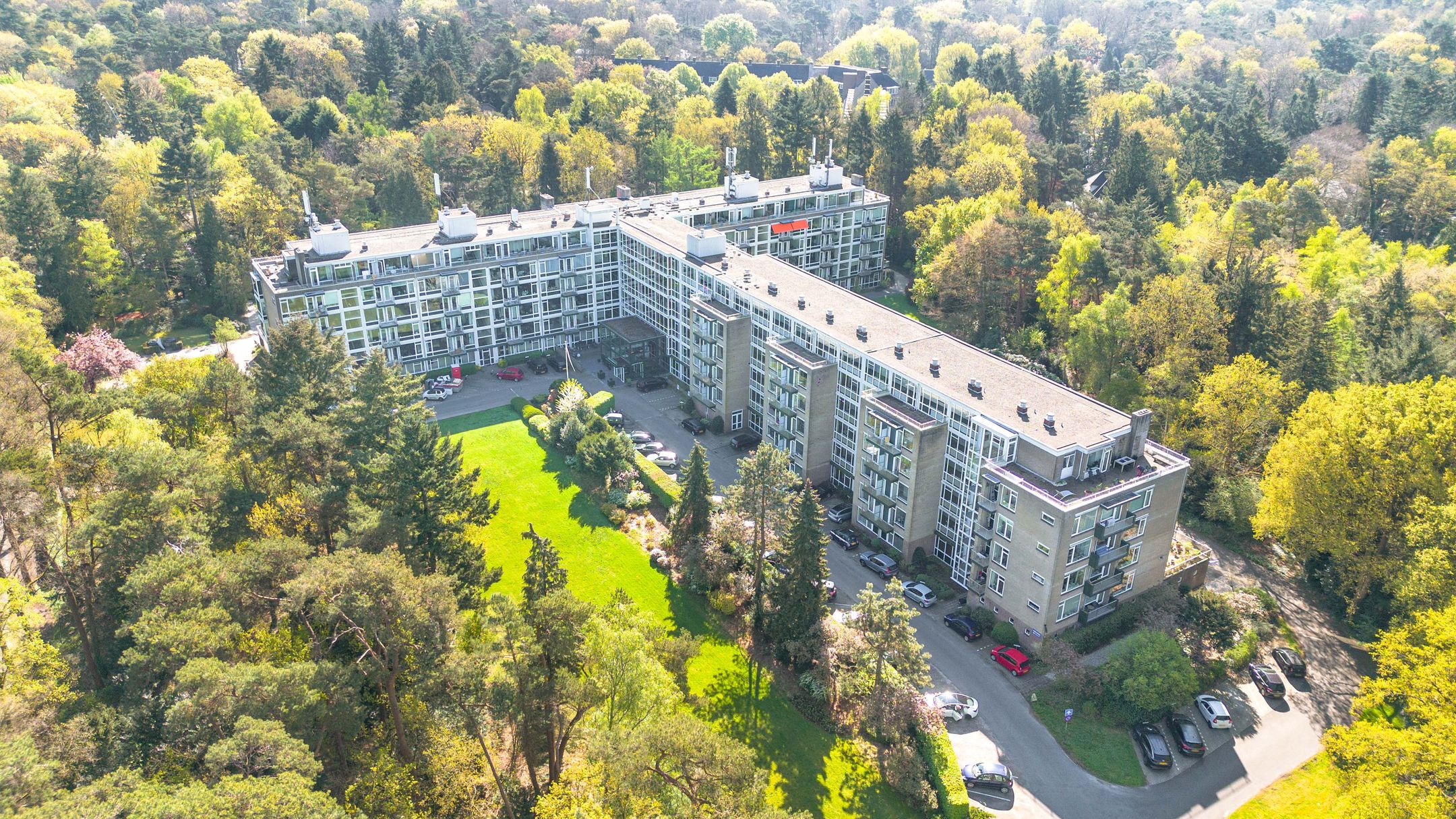 De Hooghlaan 2-D 2 D02