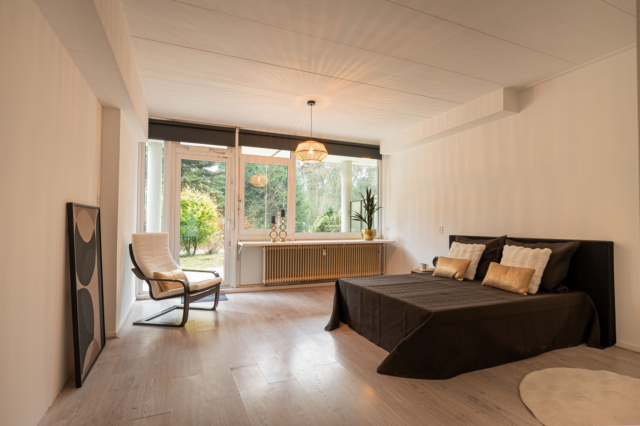 Spacious Ground Floor Apartment with Private Garden in Bilthoven Noord — 12