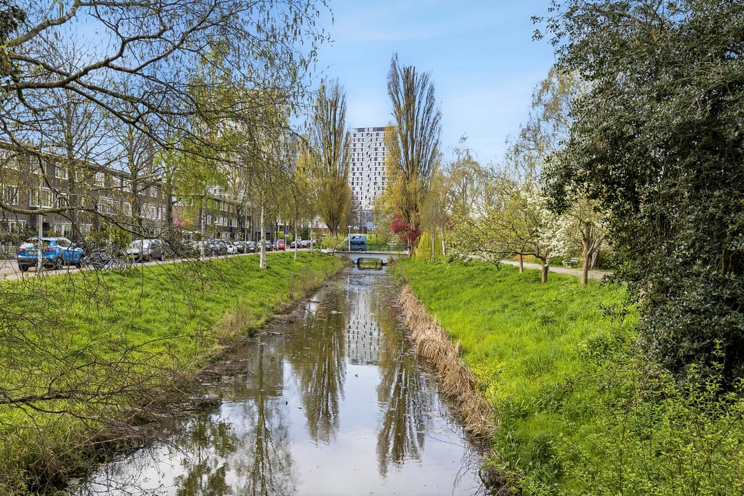 Ground floor apartment with garden in Amsteldorp, Amsterdam — 26