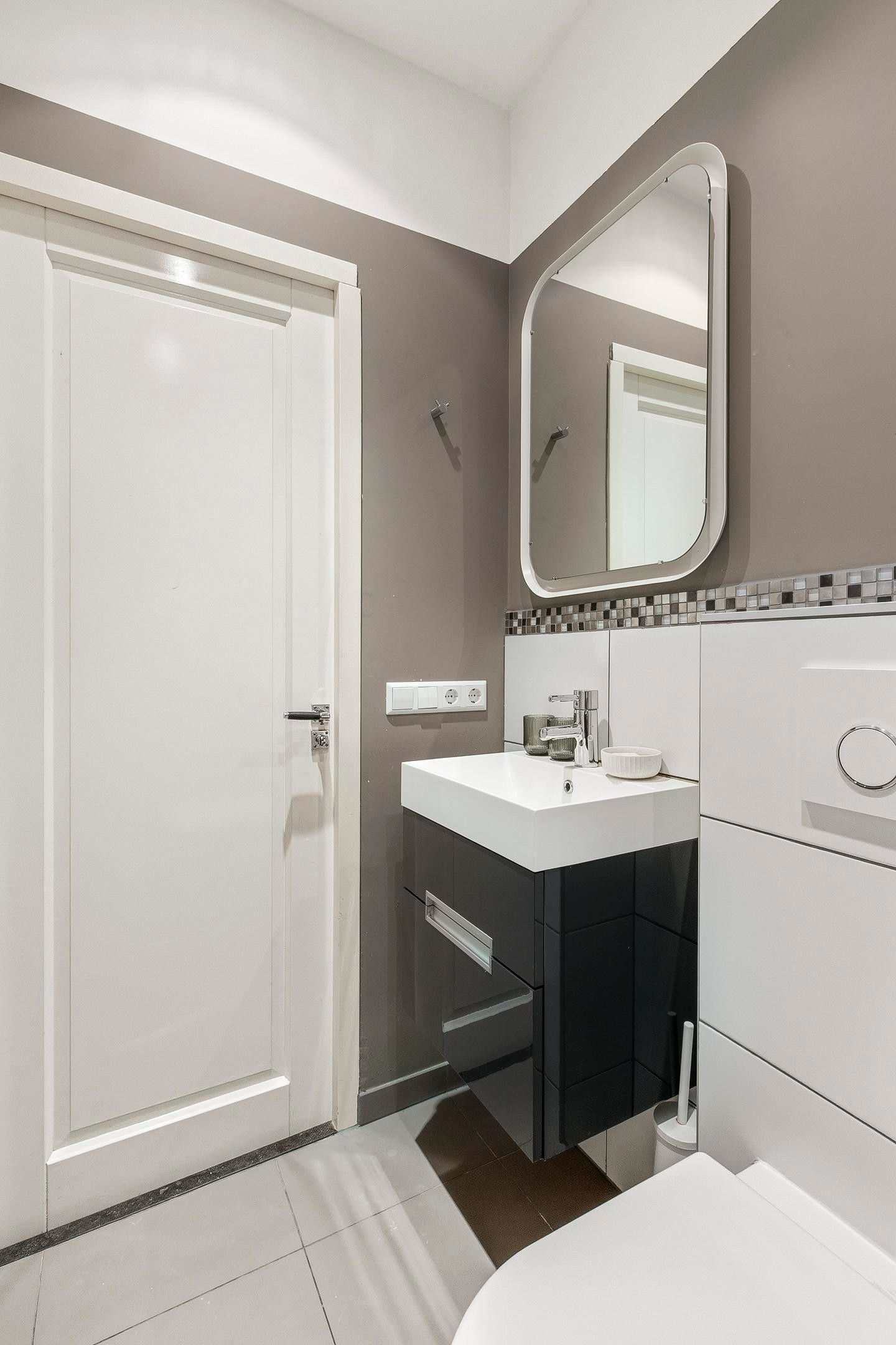 Ground floor apartment with garden in Amsteldorp, Amsterdam — 18