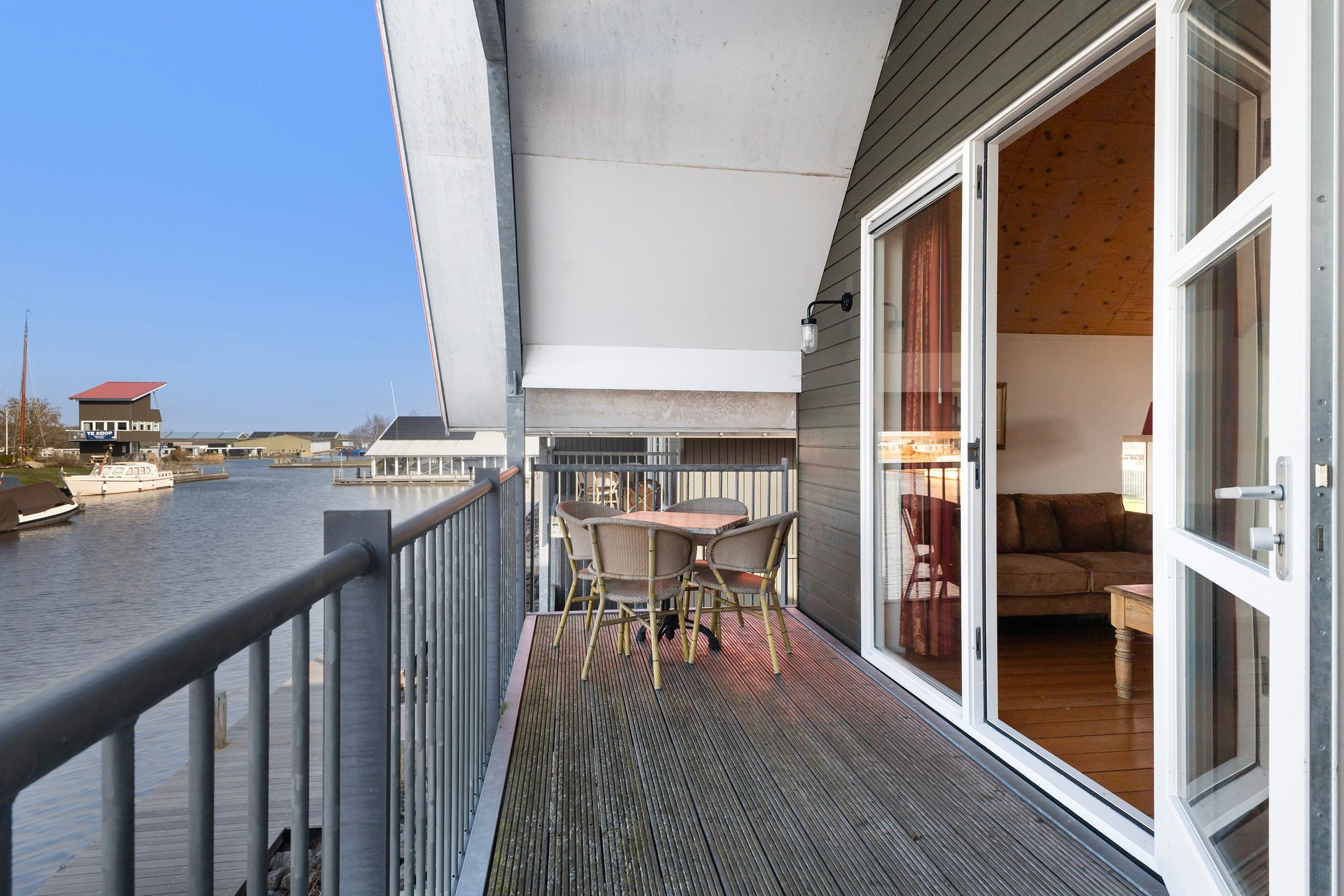 4-bedroom freehold villa in Terherne — photo 3 of 5