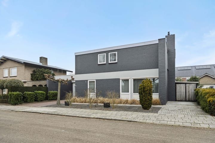 Foto 2 van Floraliastraat 19