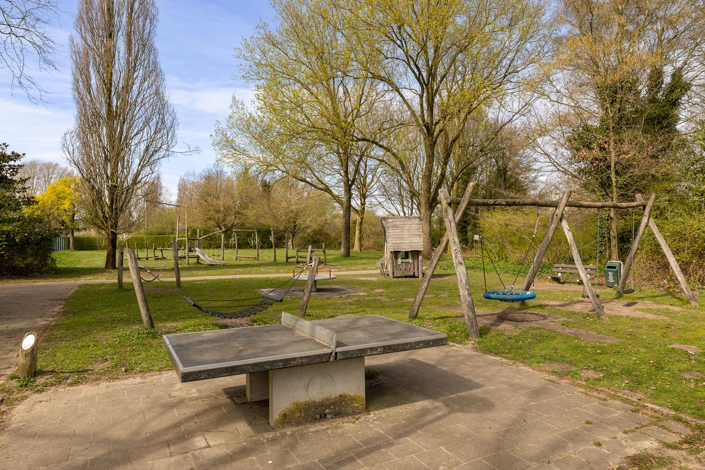 Foto 34 van Beneluxlaan 86