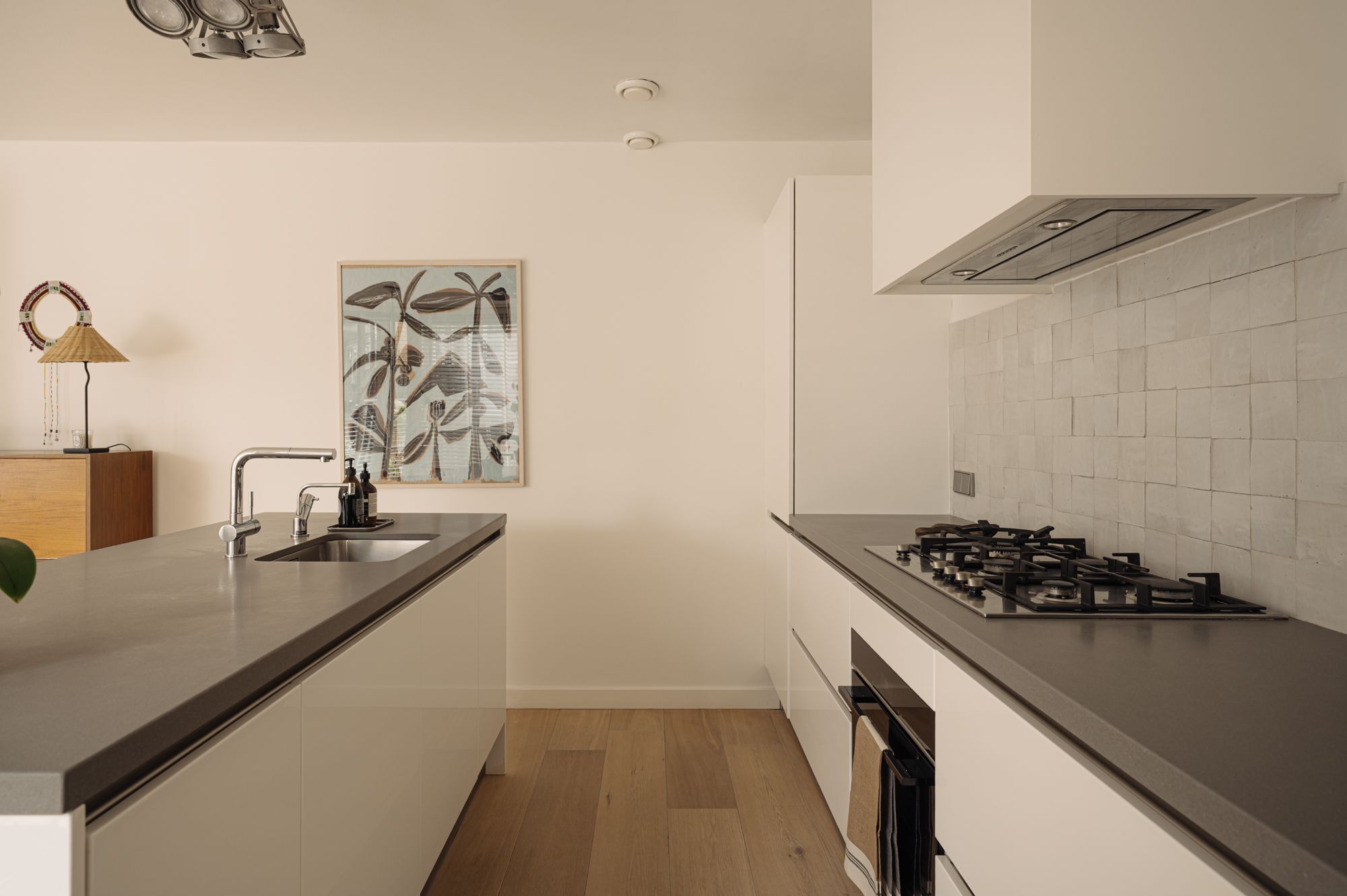 Modern Apartment with Sunny South-Facing Balcony in Rivierenbuurt — 15
