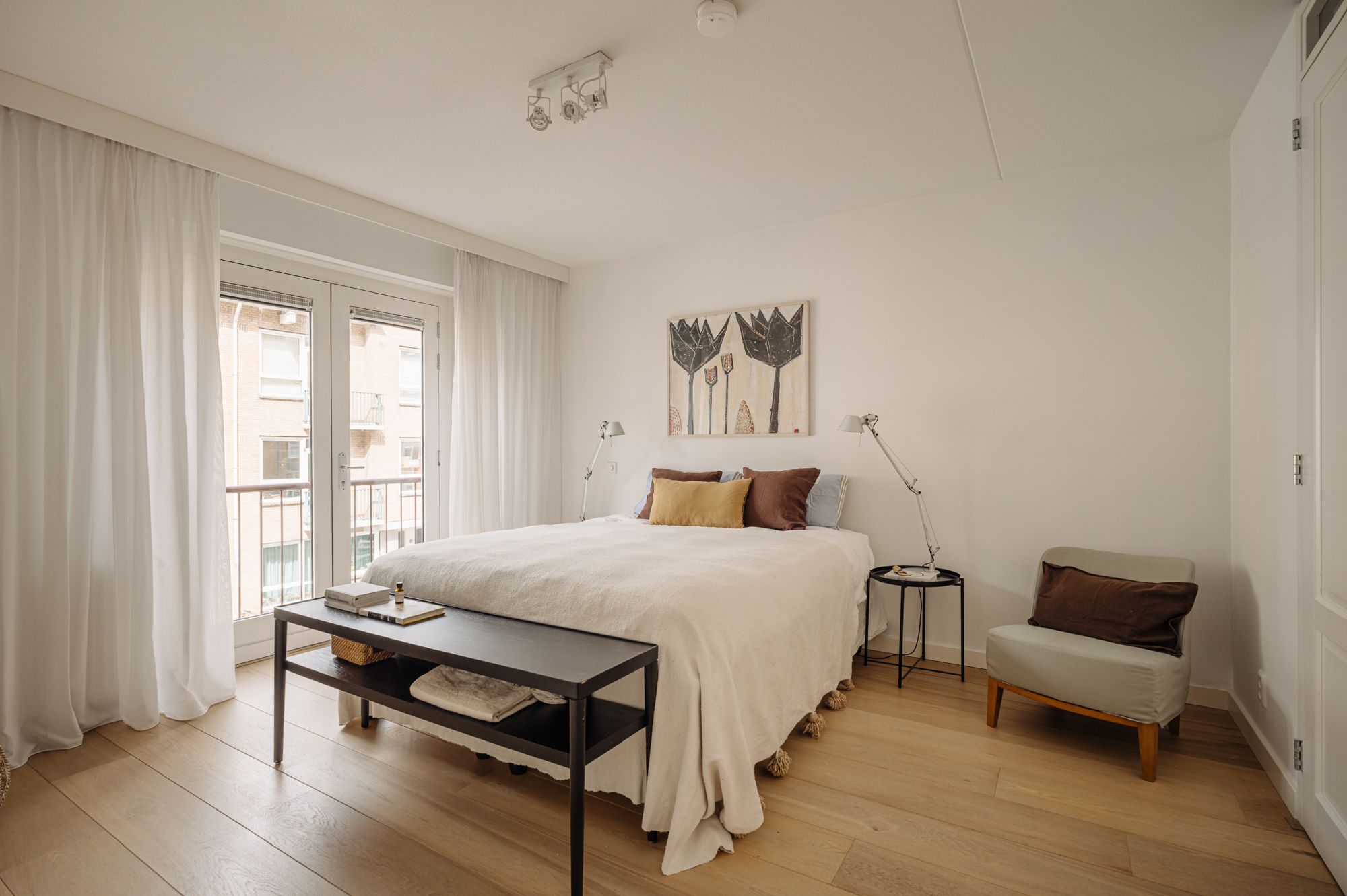 Modern Apartment with Sunny South-Facing Balcony in Rivierenbuurt — 21