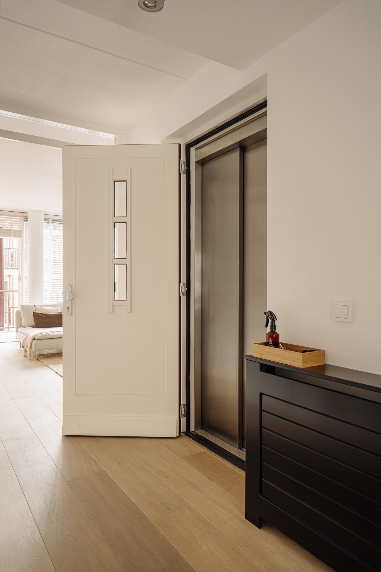 Modern Apartment with Sunny South-Facing Balcony in Rivierenbuurt — 29