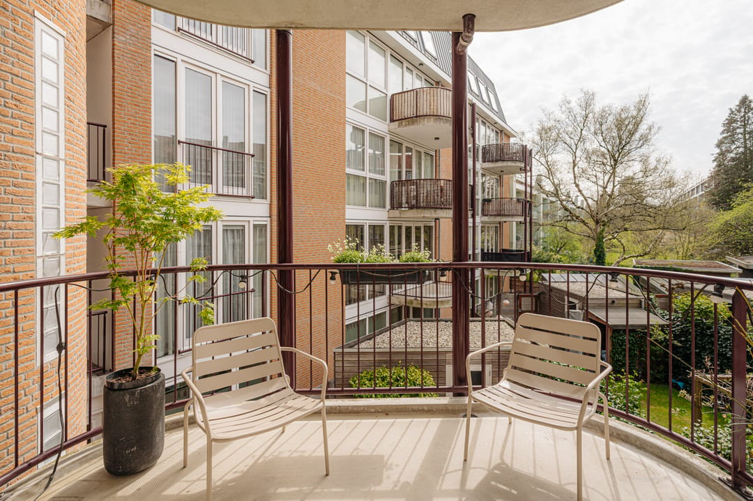 Modern Apartment with Sunny South-Facing Balcony in Rivierenbuurt — 13