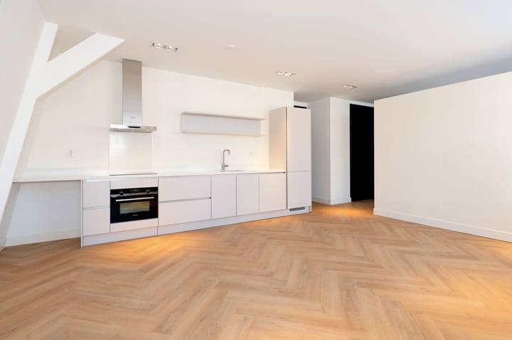 Photo 5 of Heulstraat 5-D