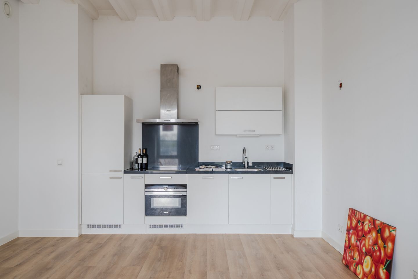 Modern apartment with 2 bedrooms and private parking in The Hague Binckhorst — 34
