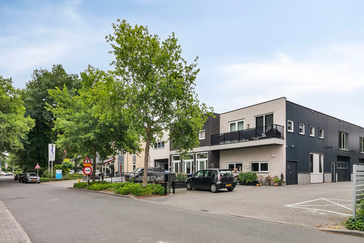 Bekijk foto 2 van Hullerweg 131-f