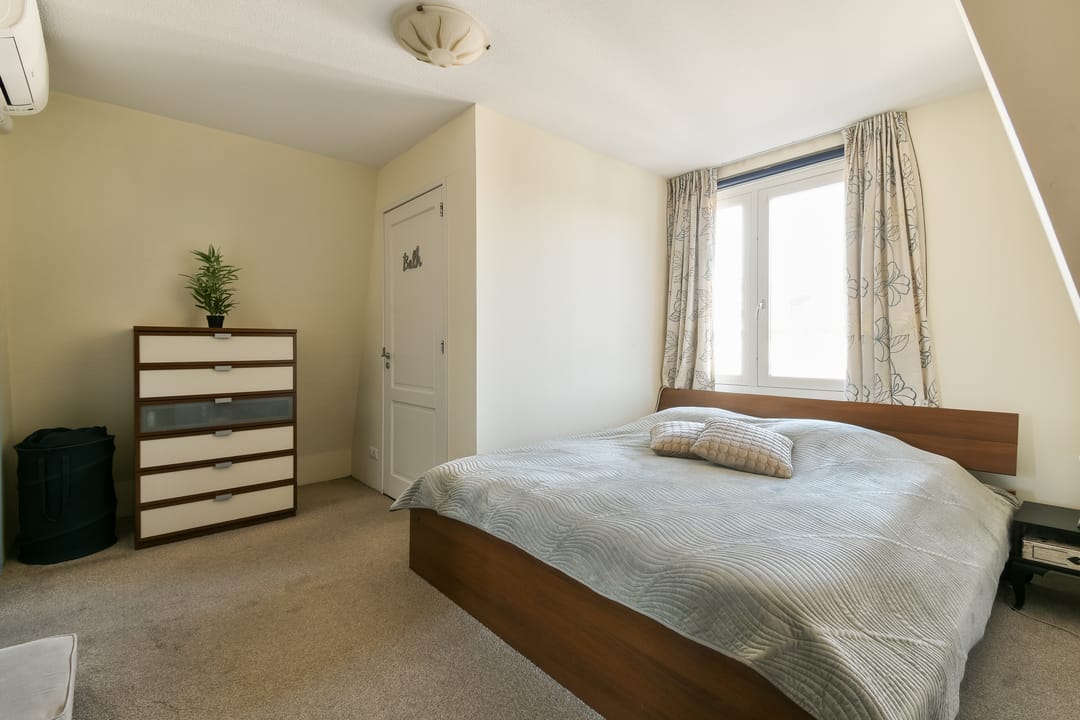 Foto 16 van Bloemstraat 166-E