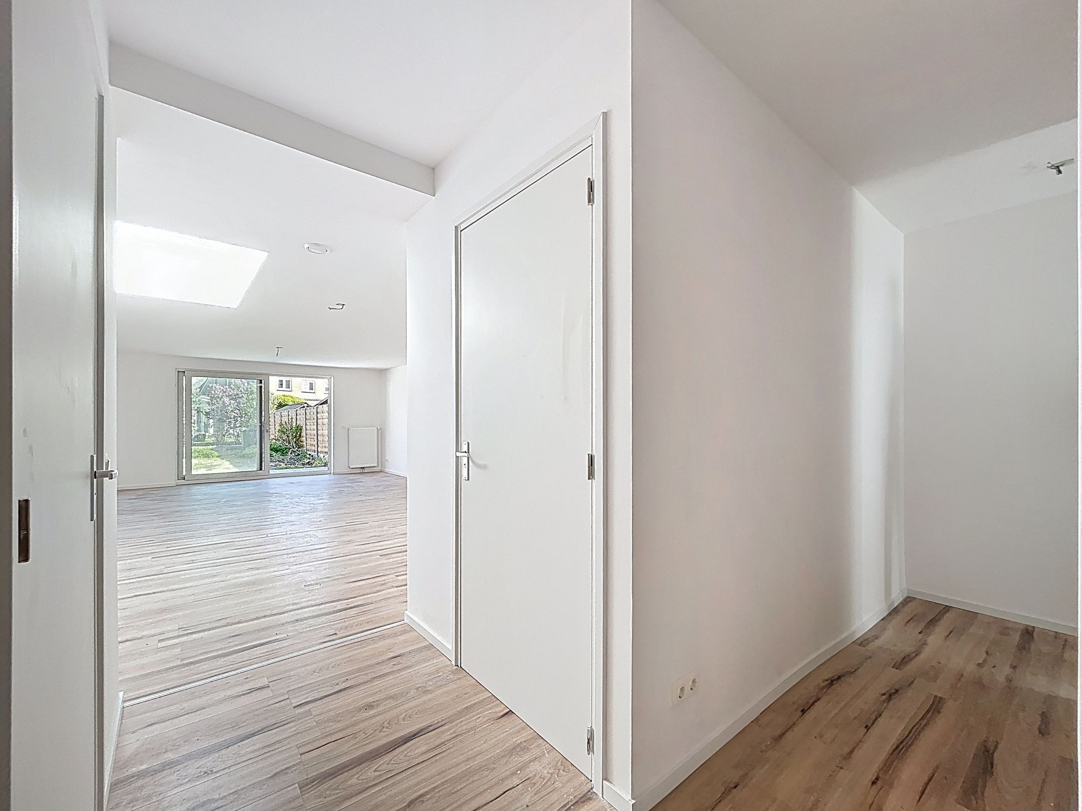 Fully Renovated Home with Ground Floor Living in Central Sluis — 12