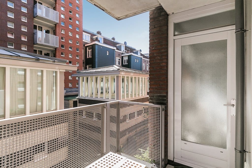 Photo 22 of Valkenburgerstraat 192-D