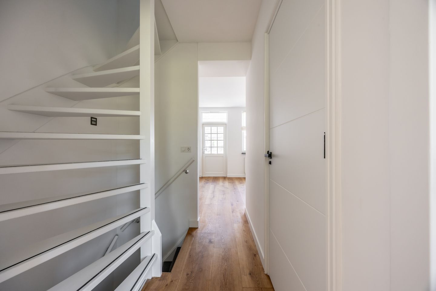 Photo 25 of Reitzstraat 31