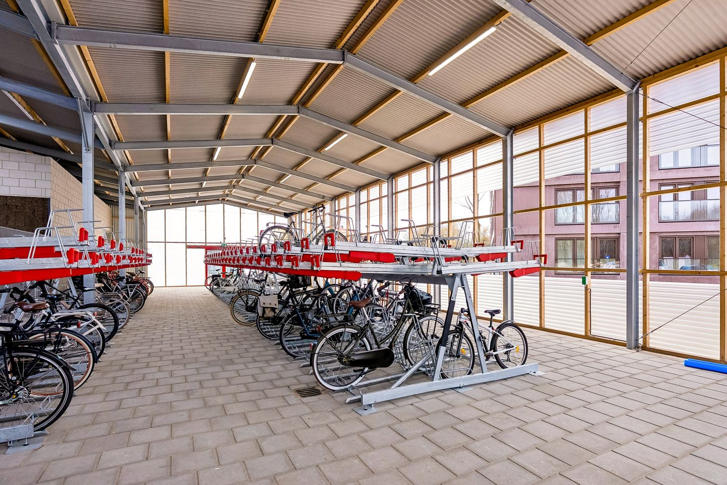 Photo 40 of John van Vleckstraat 245