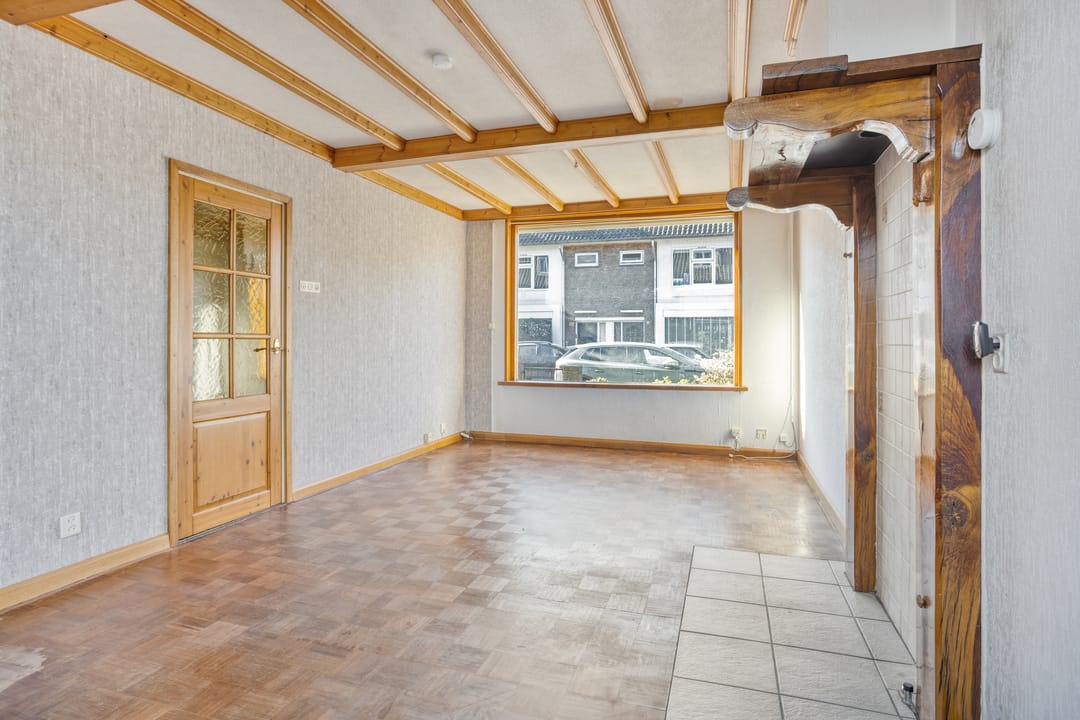 Photo 2 of Schrepelstraat 7