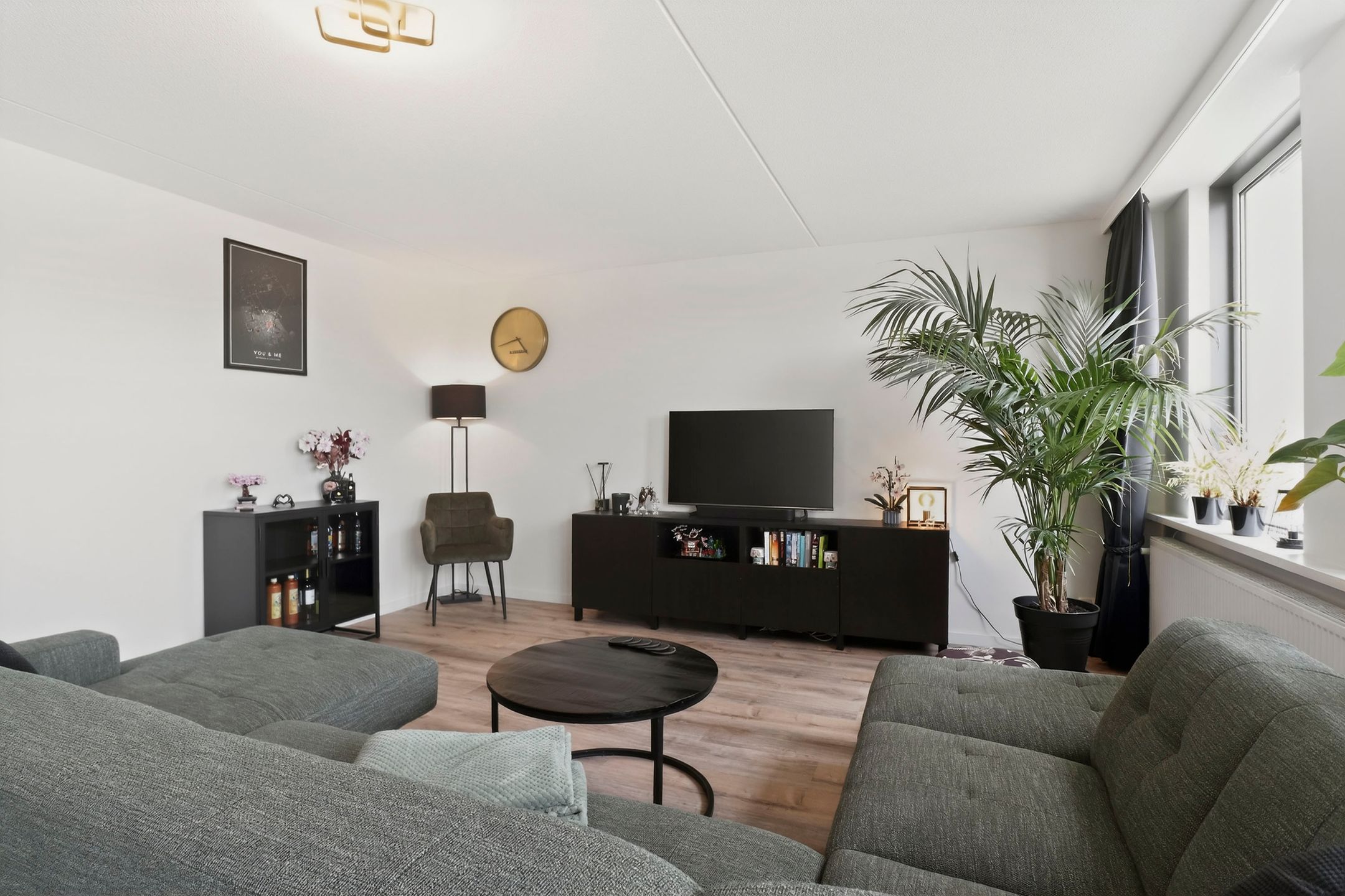 Photo 6 of Stationsweg 170