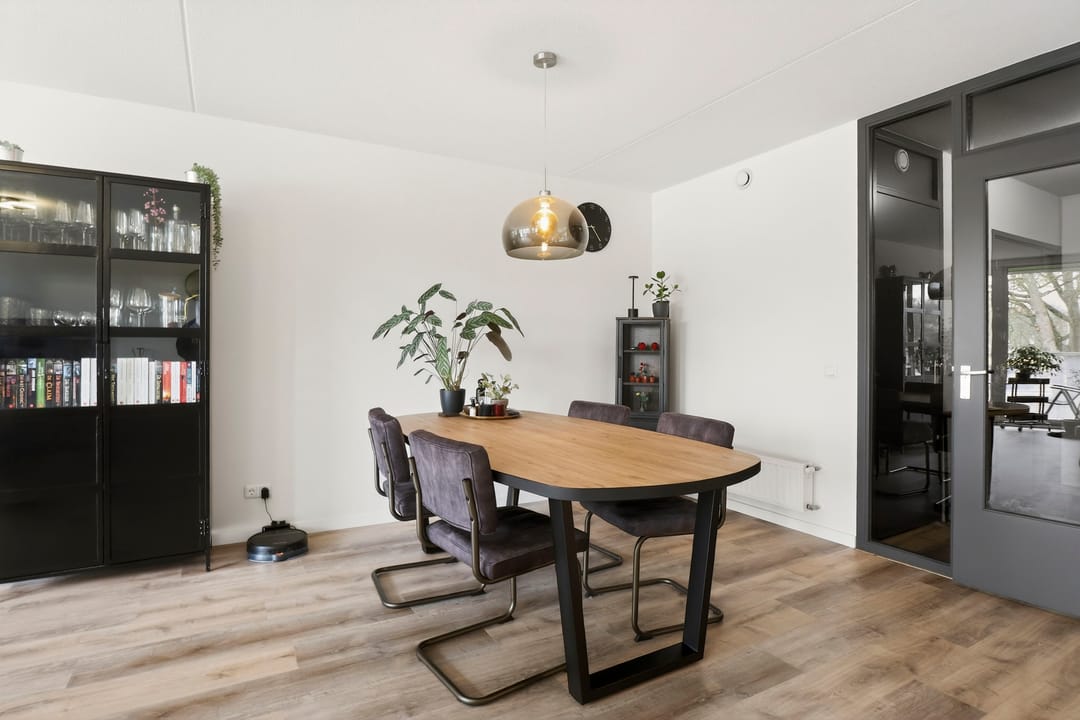 Photo 11 of Stationsweg 170