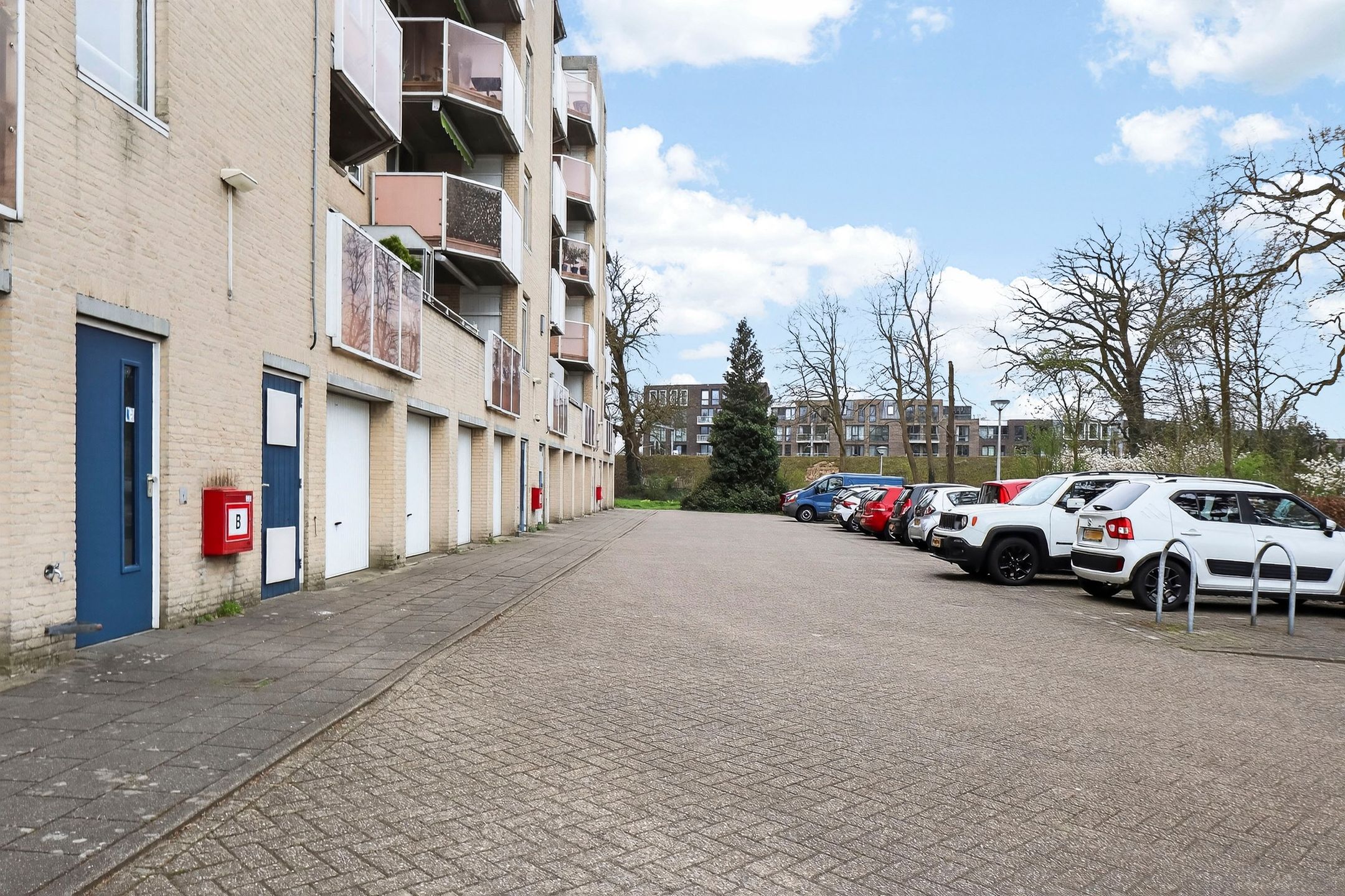 Photo 39 of Stationsweg 170