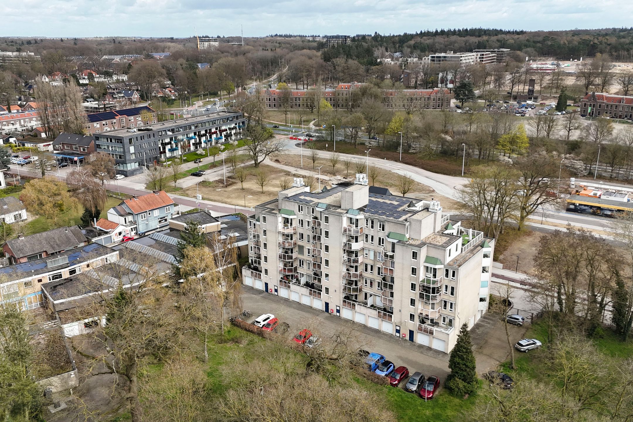 Photo 42 of Stationsweg 170