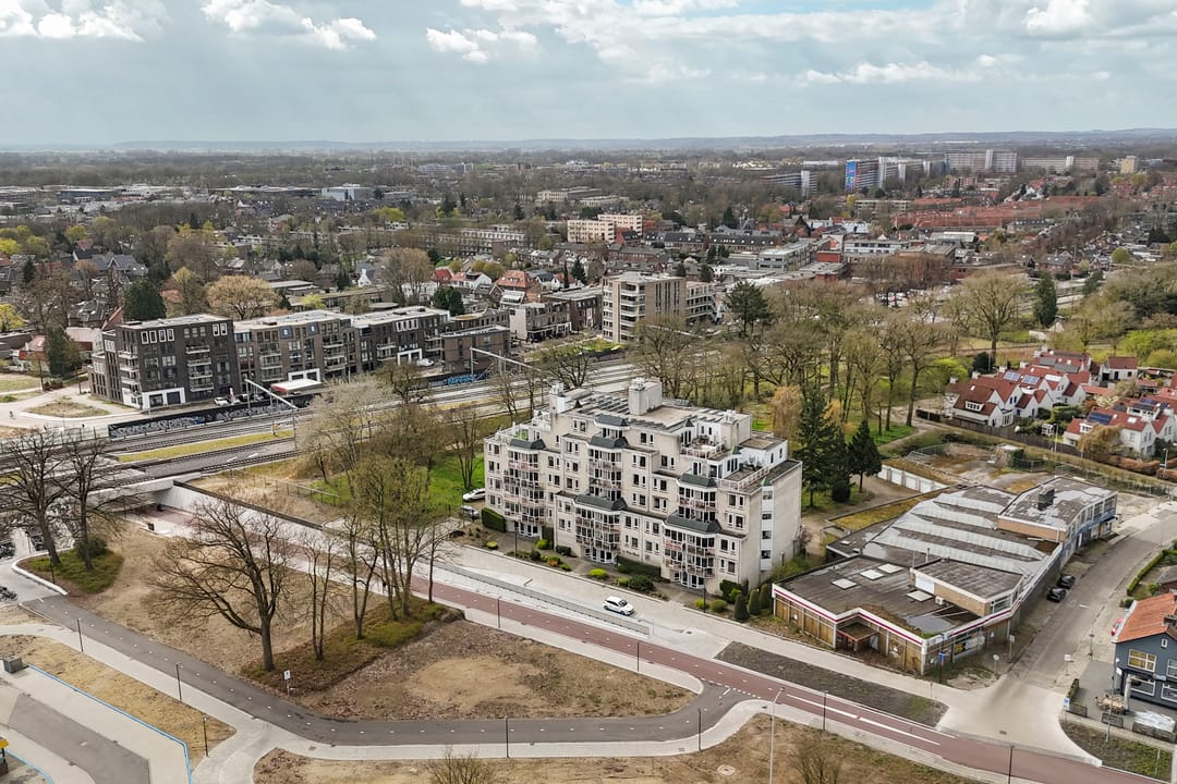 Photo 43 of Stationsweg 170