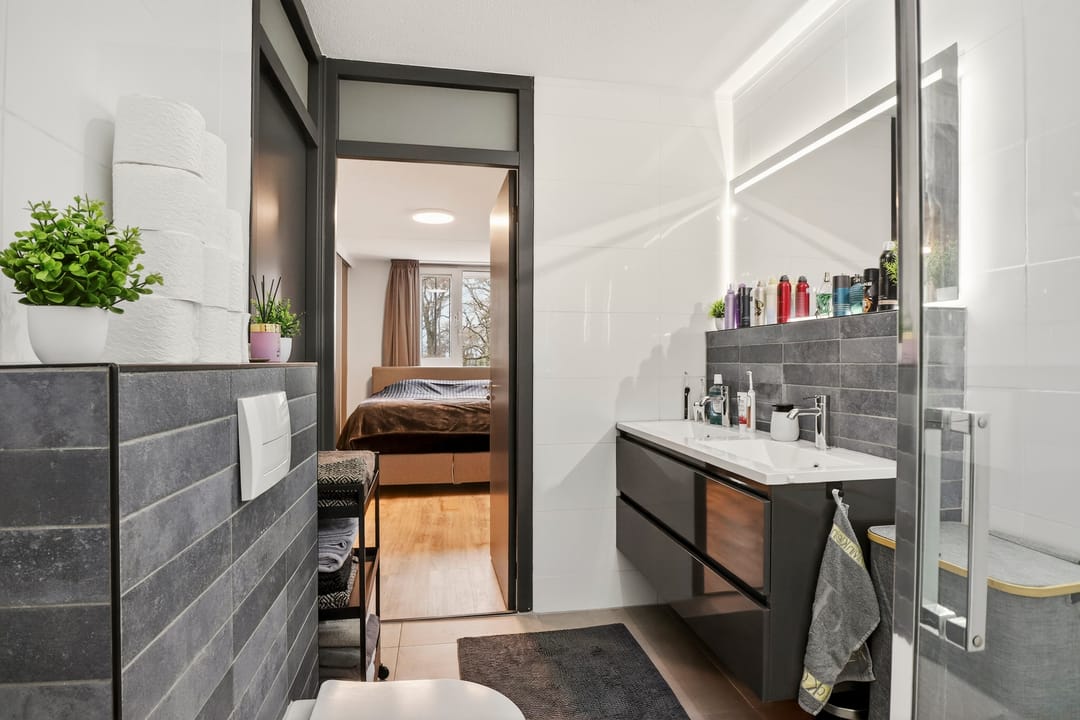 Photo 26 of Stationsweg 170