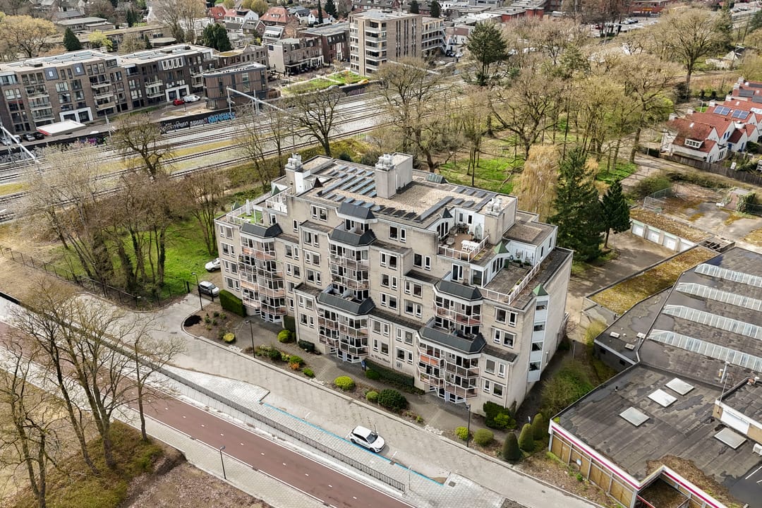 Photo 41 of Stationsweg 170