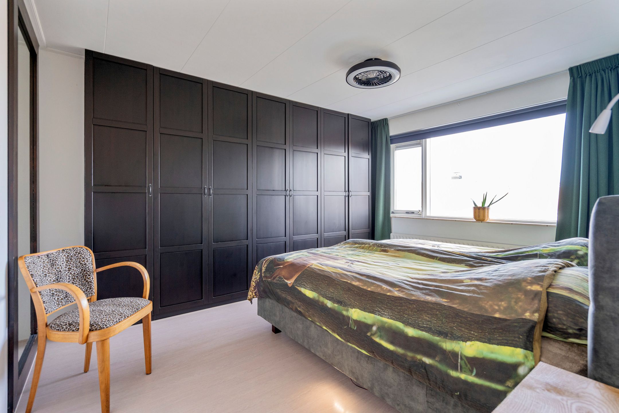 Photo 21 of Warmoezierslaan 16