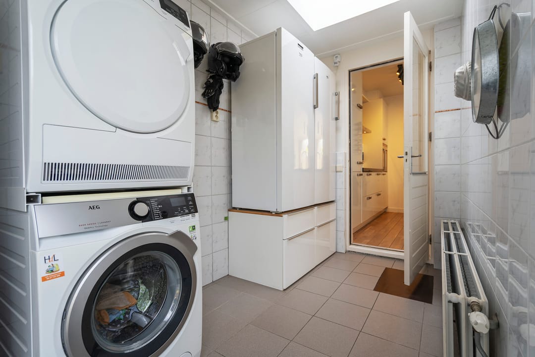 Photo 16 of Warmoezierslaan 16