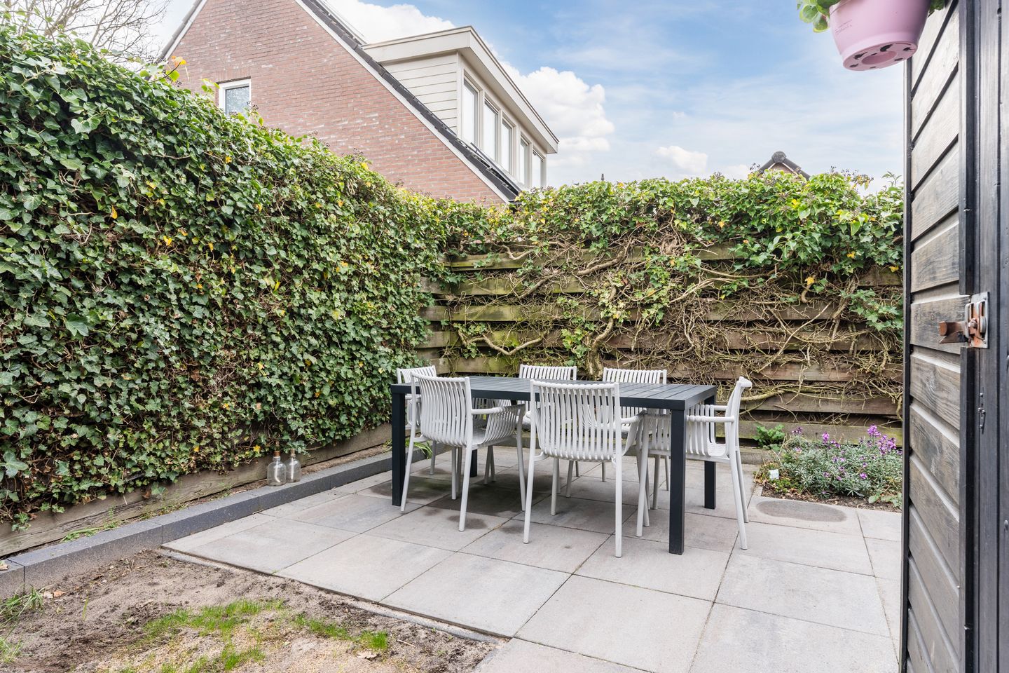 Foto 35 van Luchtenstein 24