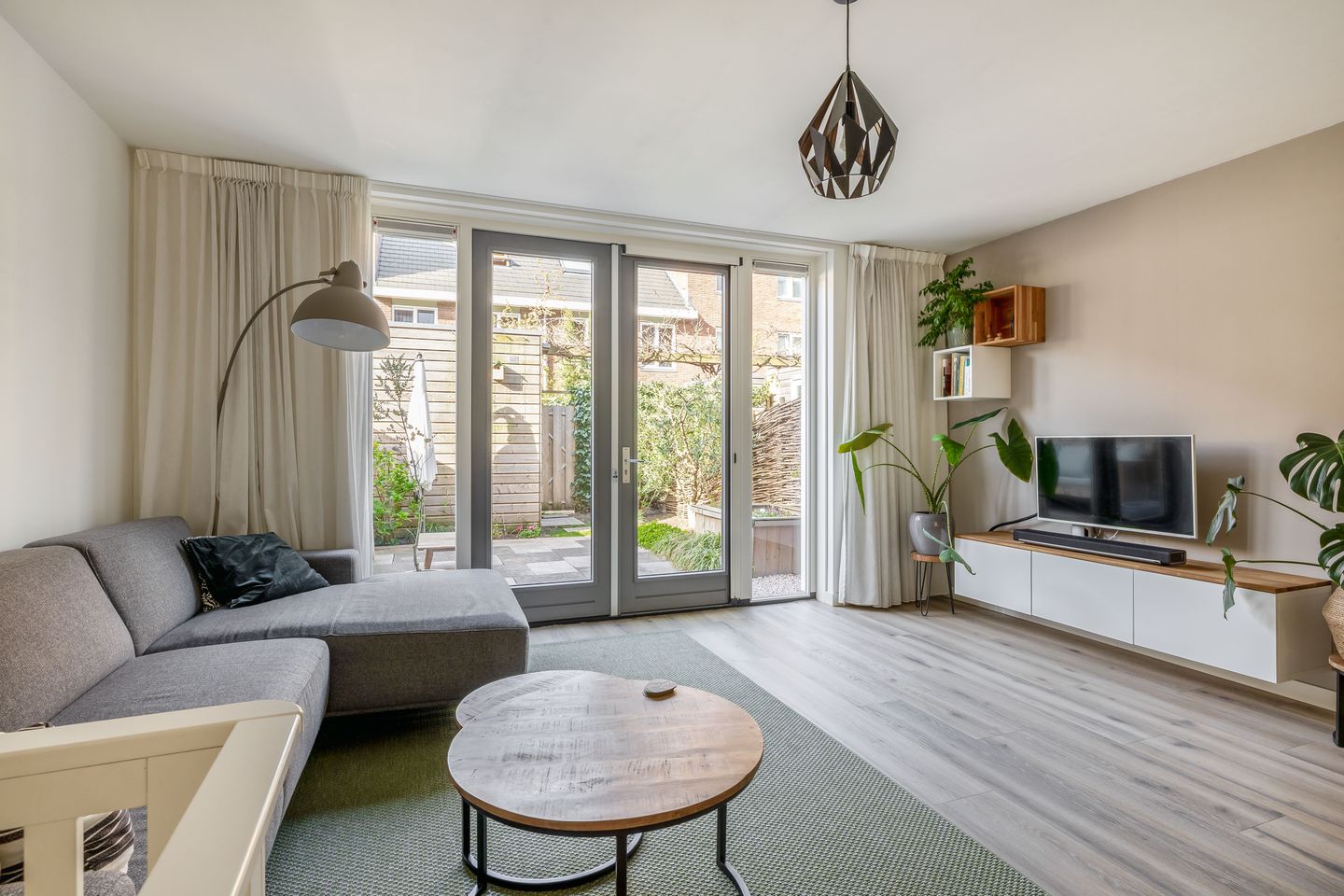 Foto 10 van Tapstraat 8