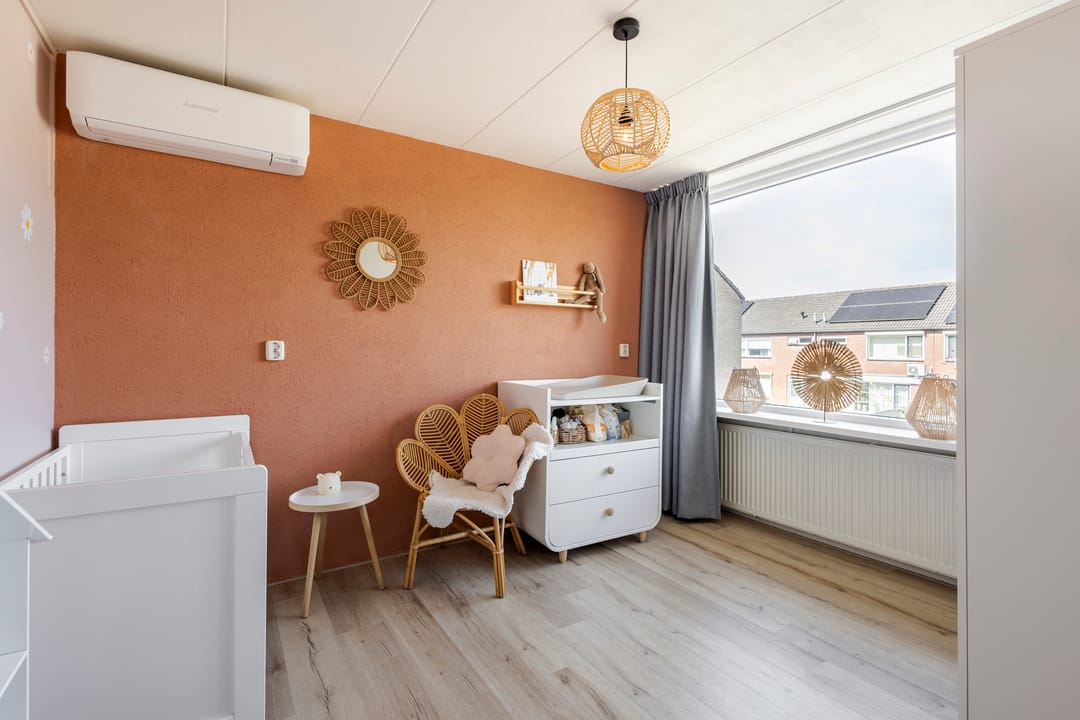 Foto 28 van van Wenastraat 27