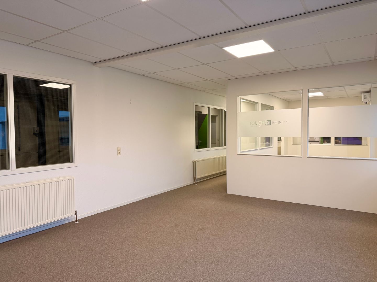 View photo 3 of Nieuwegracht 4-01