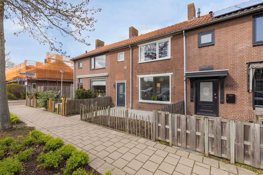 Foto 7 van Admiraal de Ruyterstraat 102