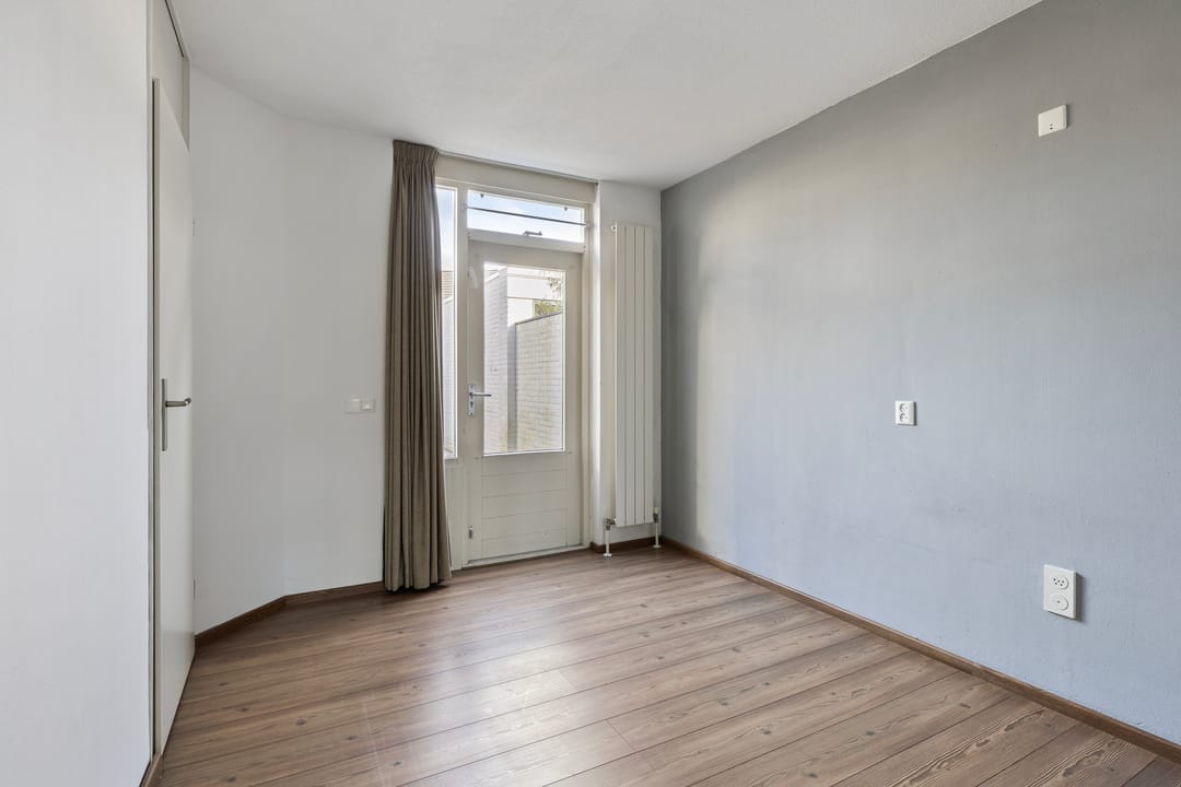 Photo 17 of Cloete 52