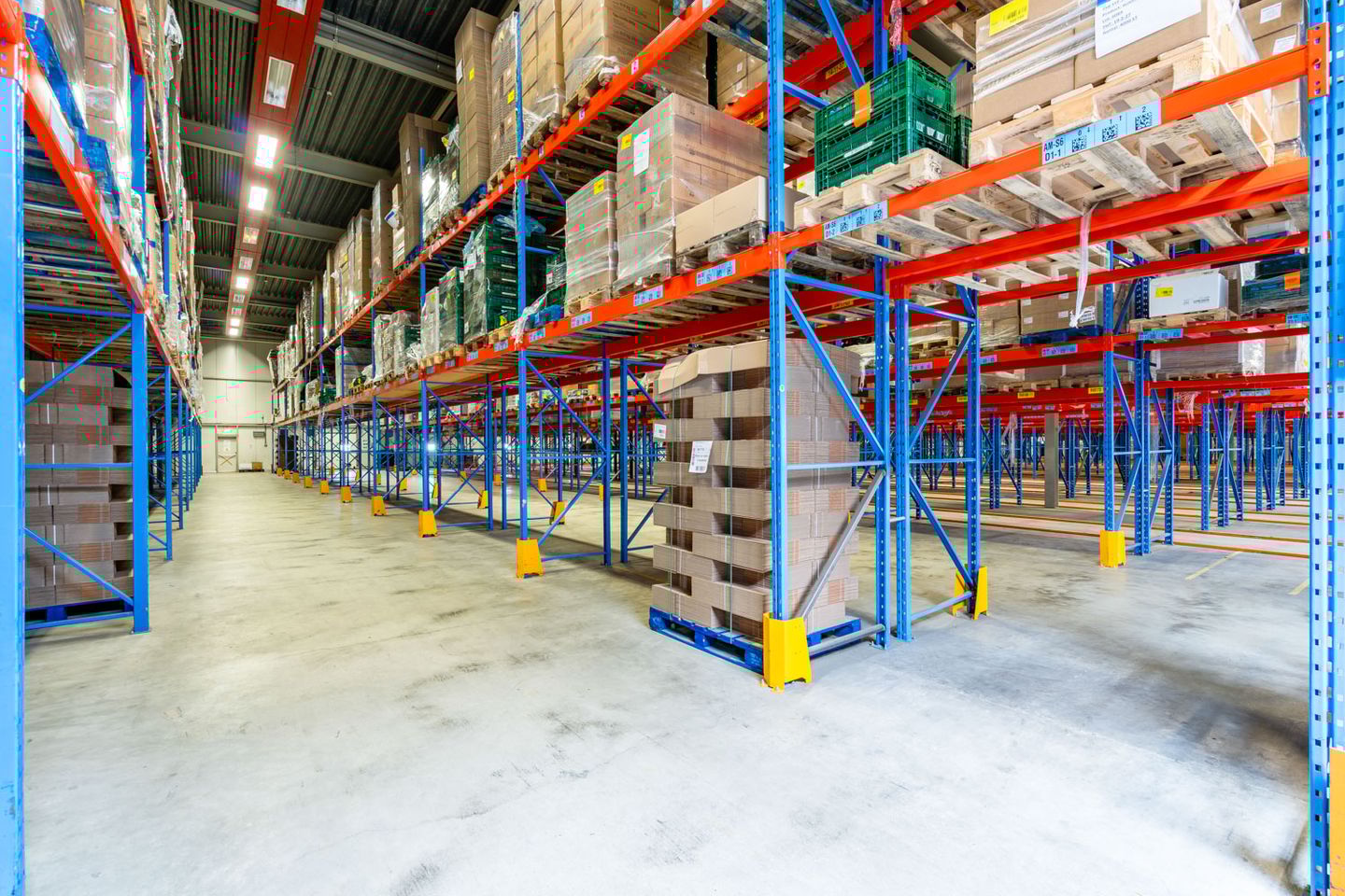 View photo 3 of Admiraal De Ruyterstraat 2