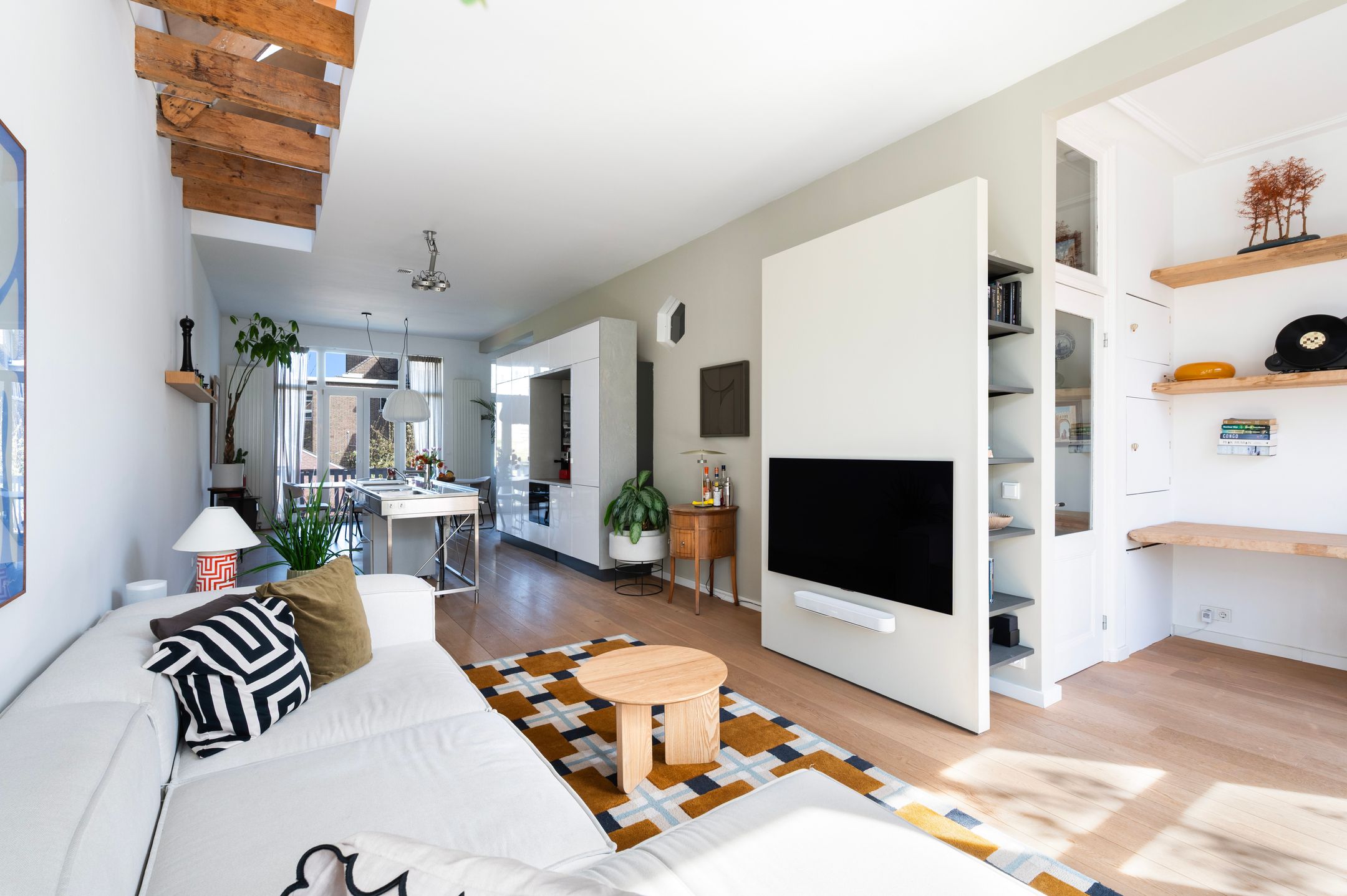 Photo 12 of Schoonderloostraat 54-B