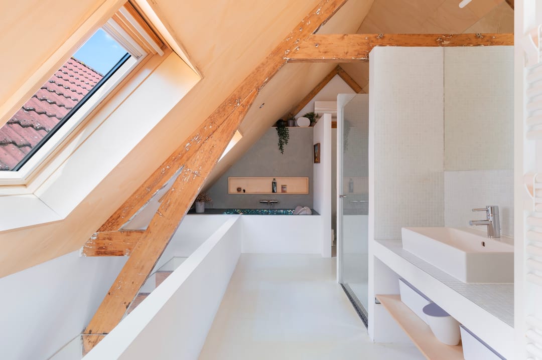 Photo 32 of Schoonderloostraat 54-B