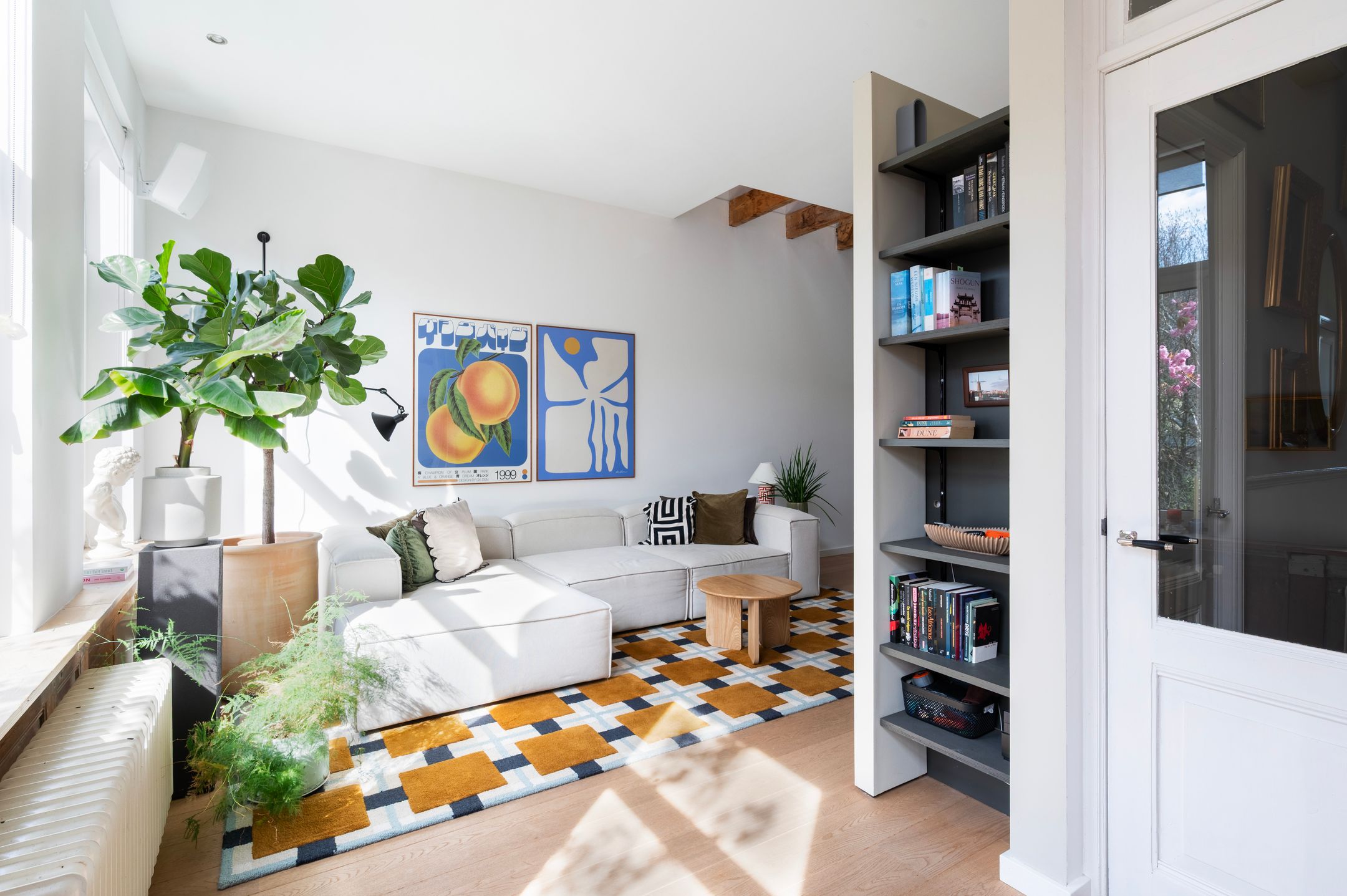 Photo 9 of Schoonderloostraat 54-B