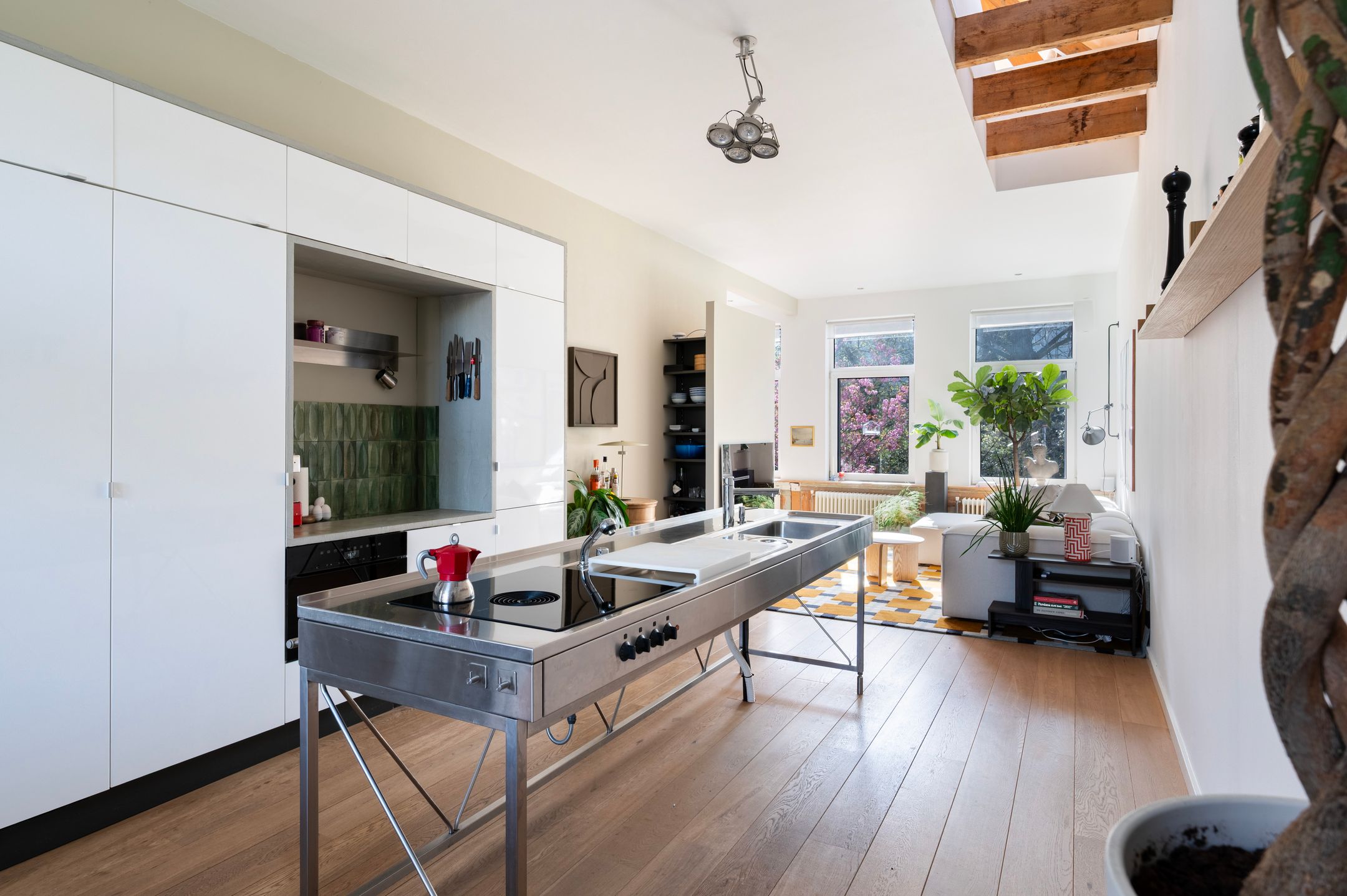 Photo 21 of Schoonderloostraat 54-B