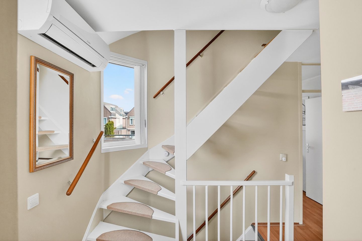 Photo 19 of Diamantring 38