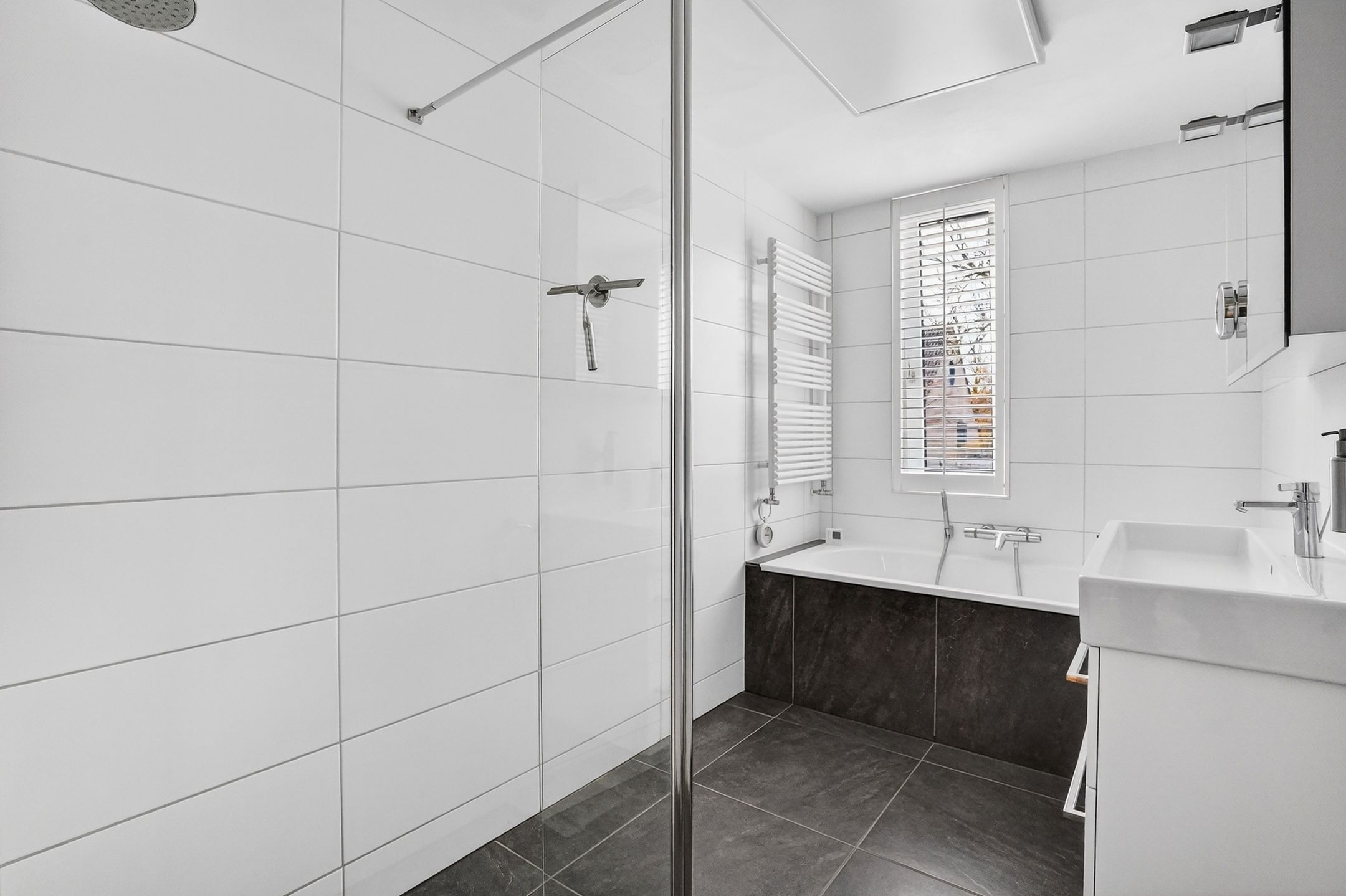 Photo 21 of Diamantring 38