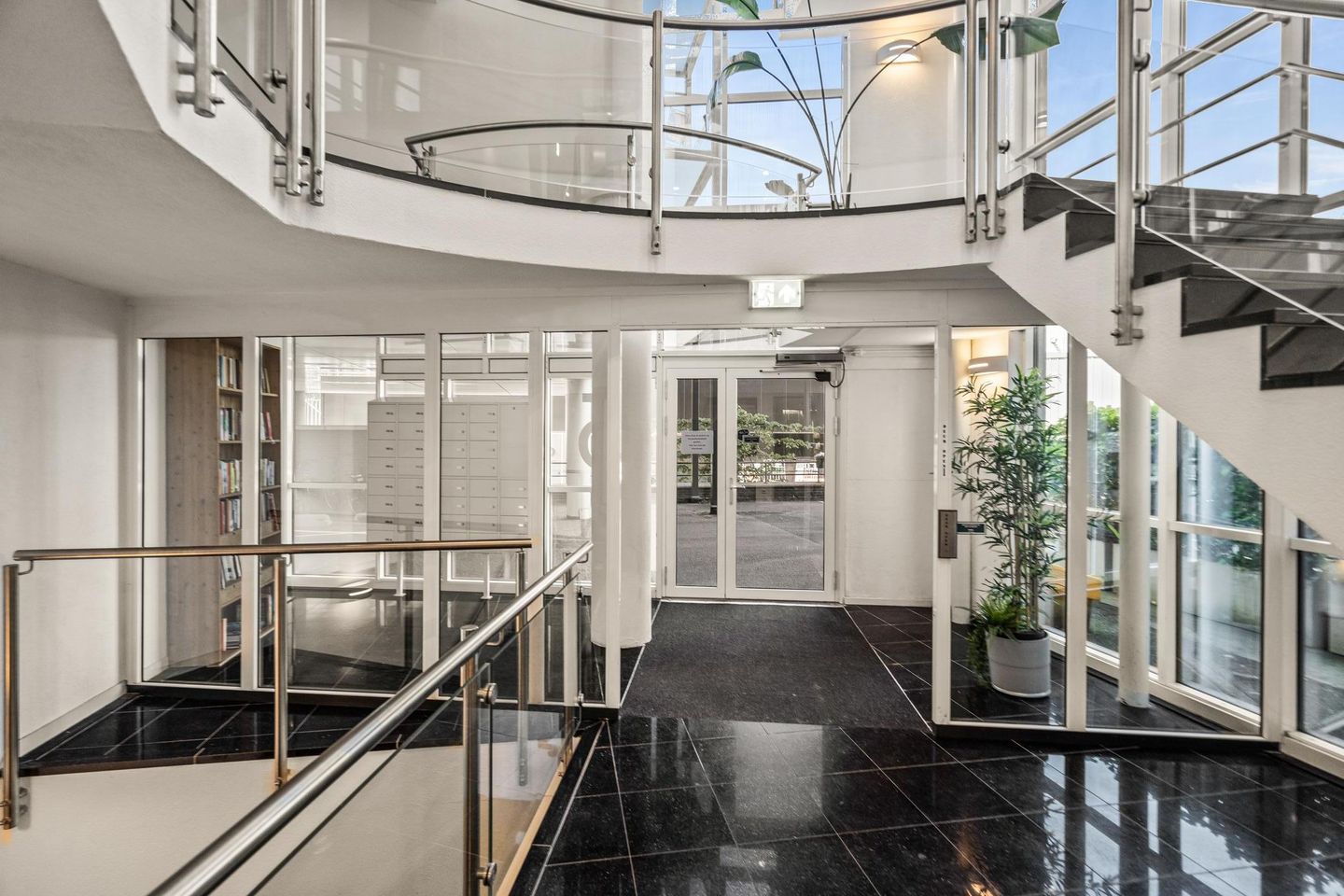 Photo 34 of Merweplein 5-24