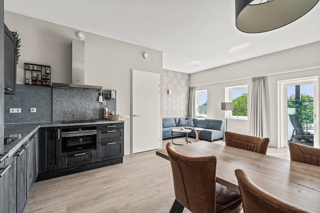 Photo 11 of Merweplein 5-24