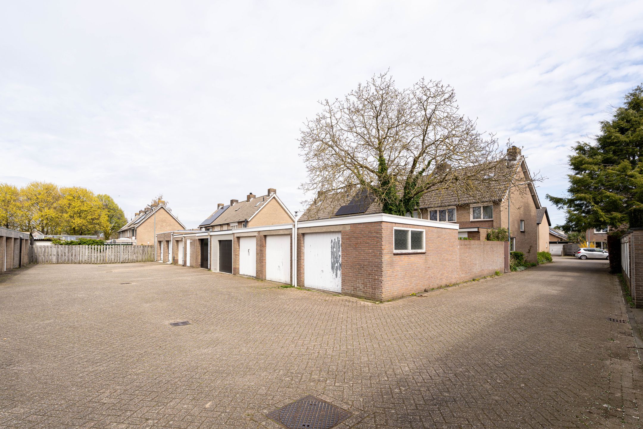 Foto 42 van Baroniestraat 1