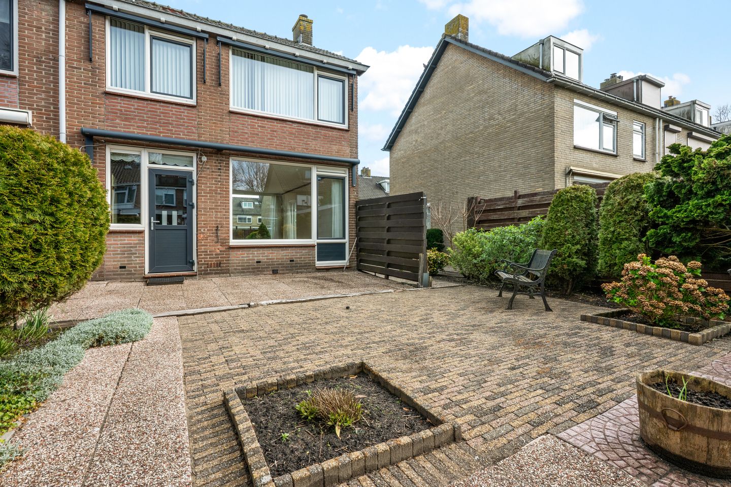 Foto 20 van van Halllaan 12