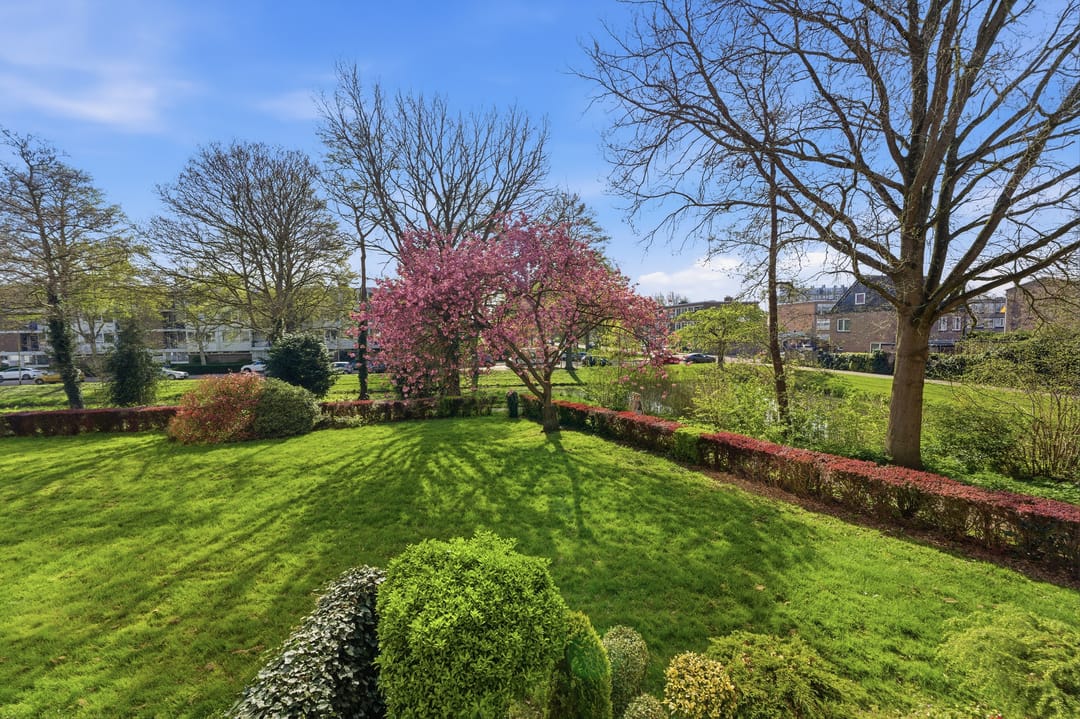 Foto 13 van Van Beethovenstraat 143