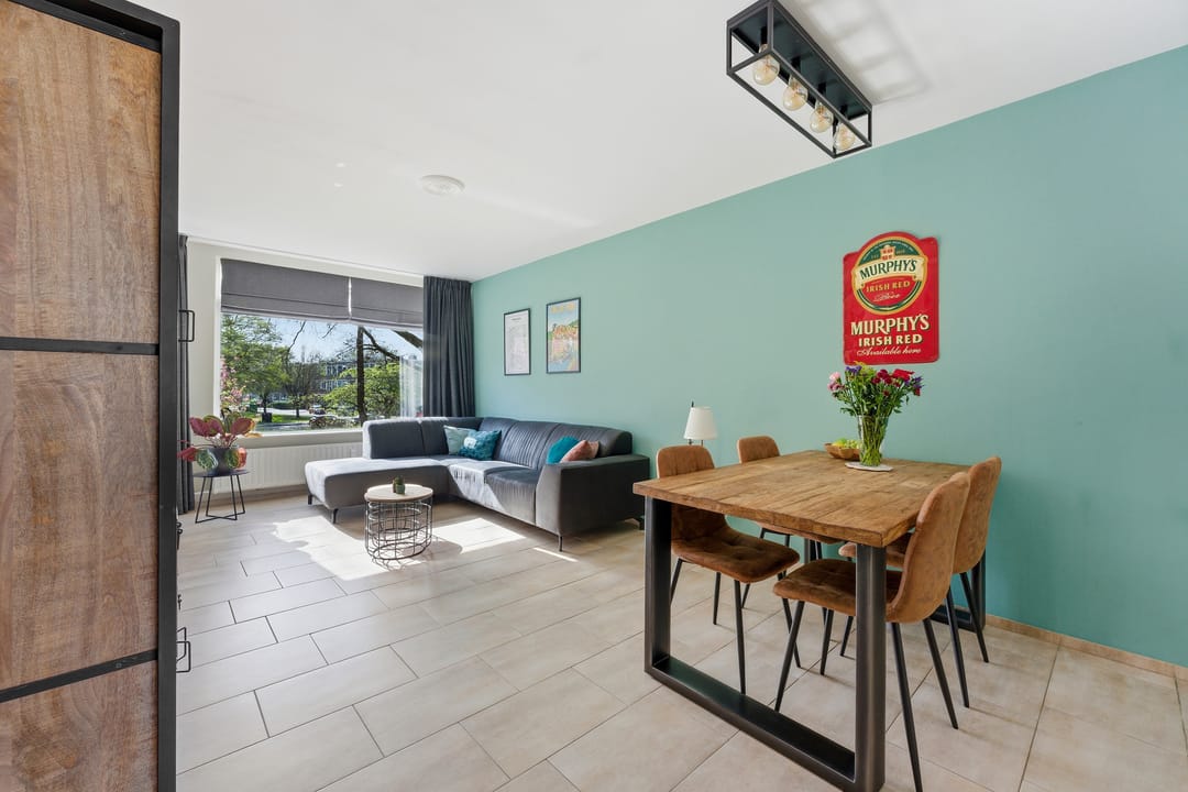 Foto 8 van Van Beethovenstraat 143