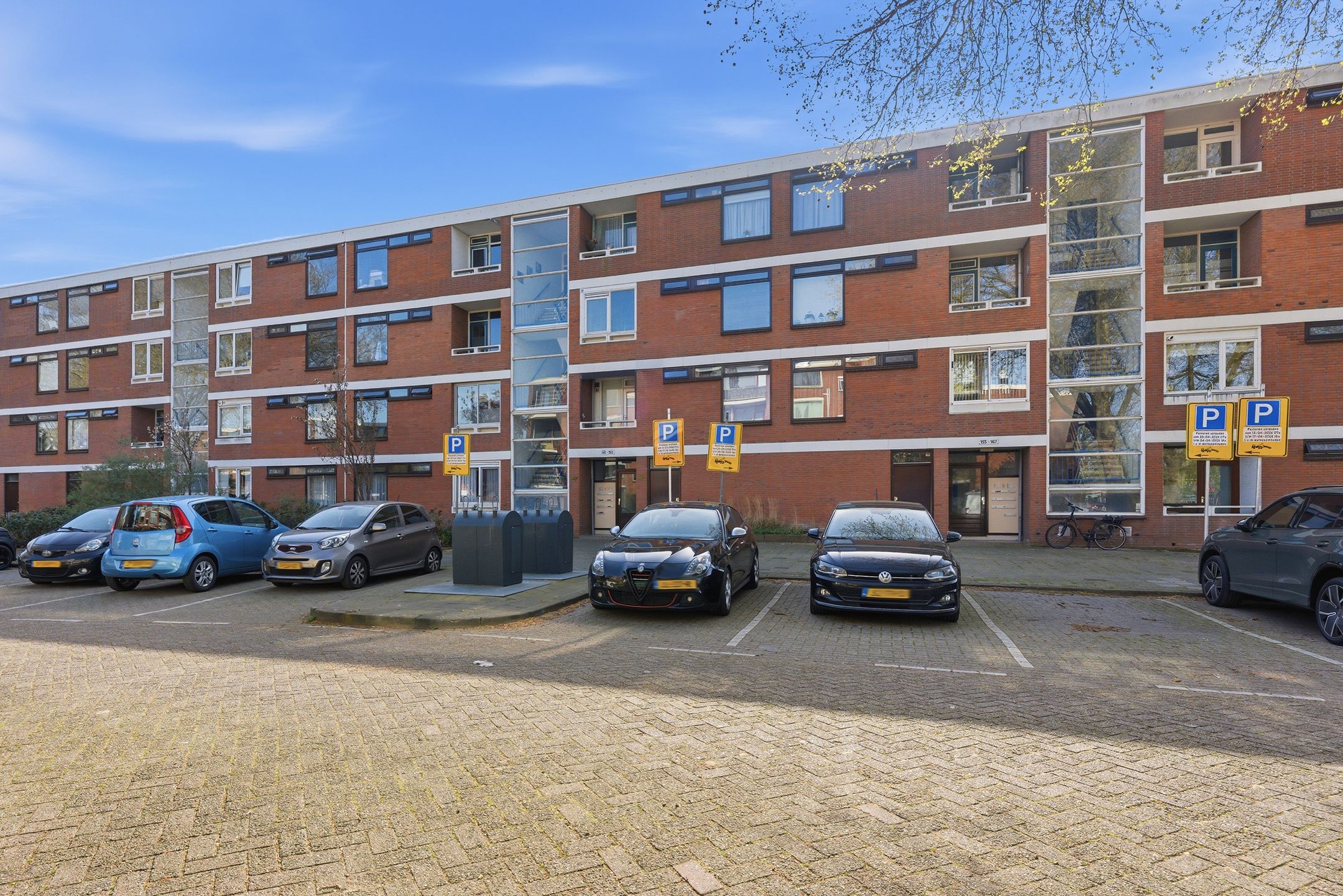 Foto 27 van Van Beethovenstraat 143